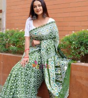 HalfSilk Screen Print Saree With Blouse Pcs OP-952