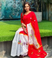 মখমল ও শাটিন কাপড়ের এপ্লিক করা শাড়ি -OP-955