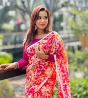 Tie die sharee with lace and tassle work-Radhachura